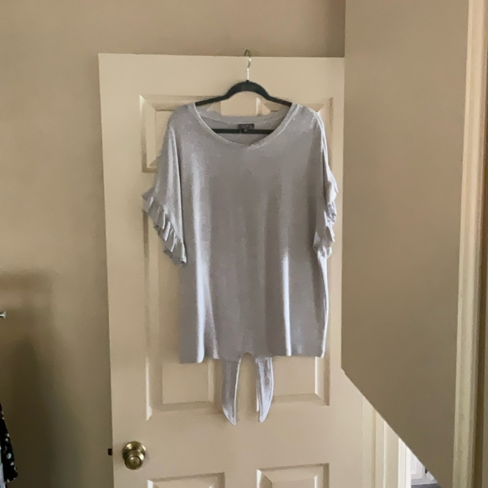 Francesca's Collections Light Gray Ruffle Sleeve summer sweater NWT